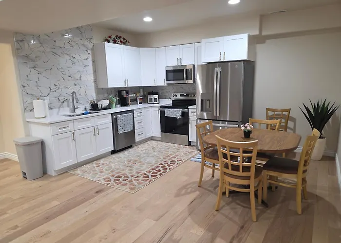 Private Basement 1Mi Uvu 3 Parking