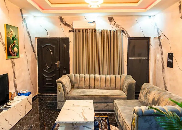 El Elyon Service Apartment