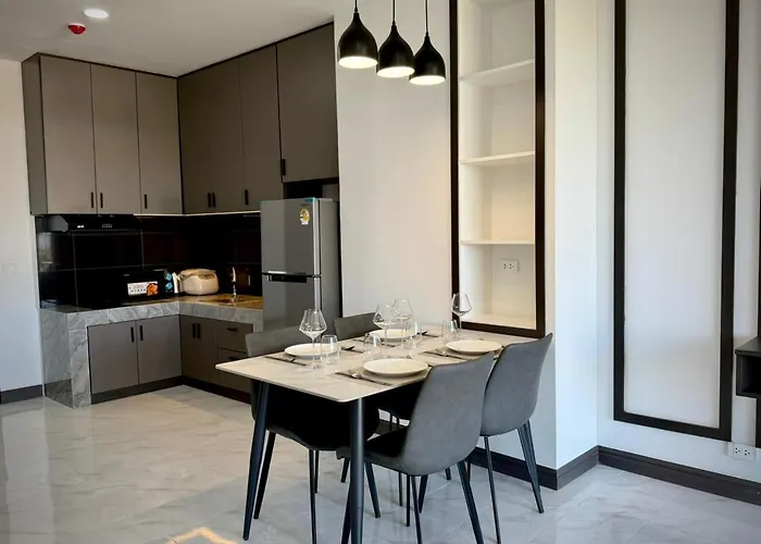 Phanvilay Apartment Service, Vientiane Central