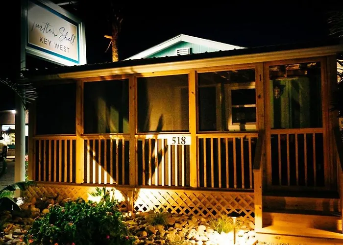 Key West 6- Beach Access - Dog Friendly - Bikes Grill