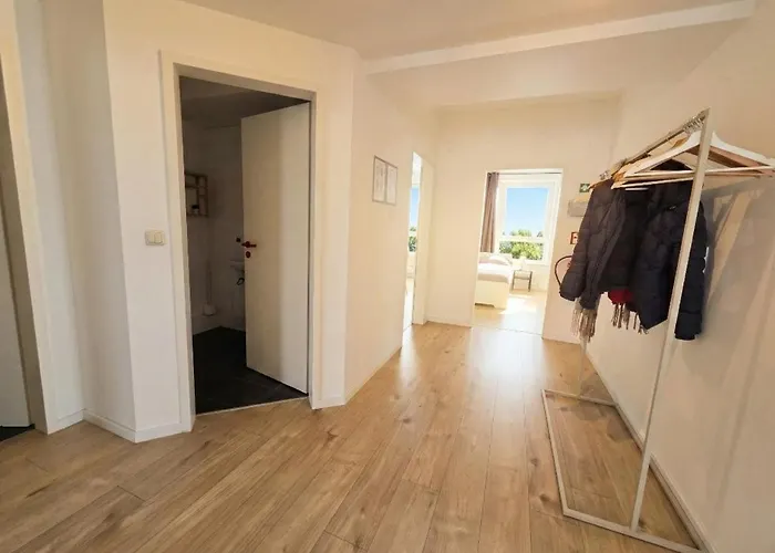 Have-A-Nice-Stay - Apartment Im Zentrum Von Ahrensburg - 5 Minuten Zum Hauptbahnhof