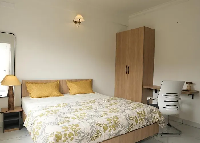 Homeslice Sarjapur - Balcony Rooms