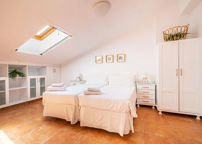 Apartamentos Edificio Capricho