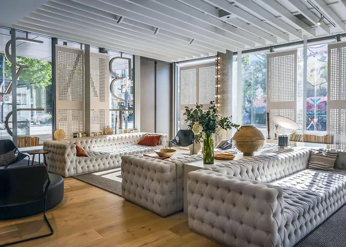 Hotel met zwembad: Occidental Barcelona 1929