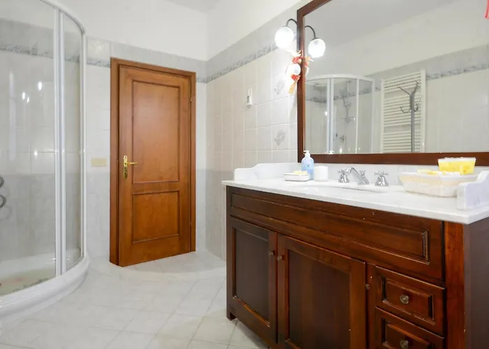 Lovely Apartment In Cecina