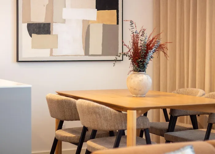 Stylish 2BR in Leça with AC by LovelyStay