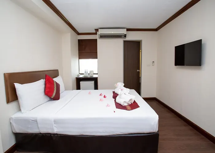 Hotels With Four Stars Nasa Bangkok - Airport Rail Link Ramkhamhang