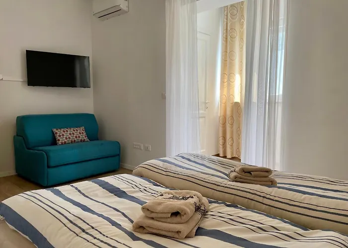 Boutique Apartment With Private Heated Pool
