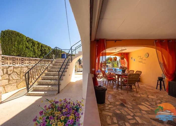 Villa Delfin, 3 tolle Apartements für je 4 bis 6 Personen - in L Alfàs del Pi