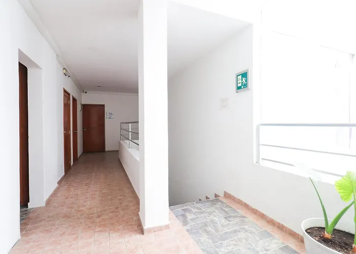 Cheap hotel: Hotel Soberanis