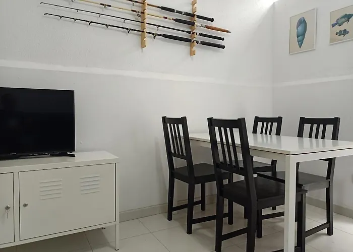 Sama Fisherman House