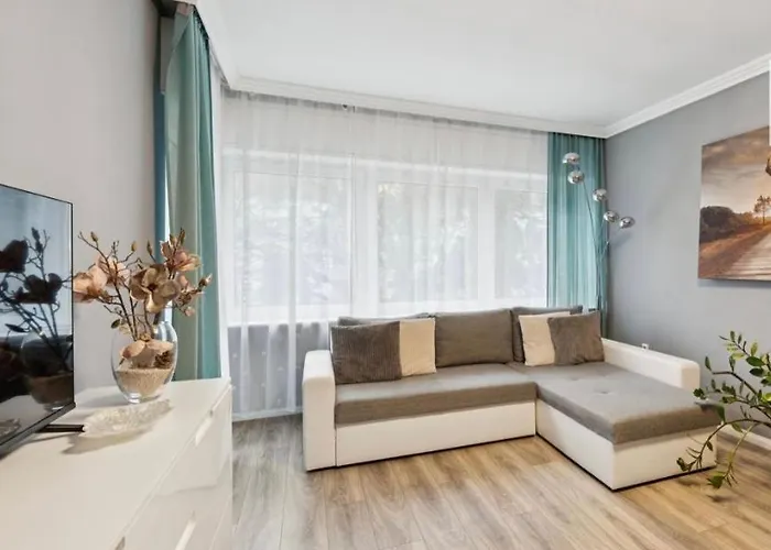 Prime Host Family Apartment