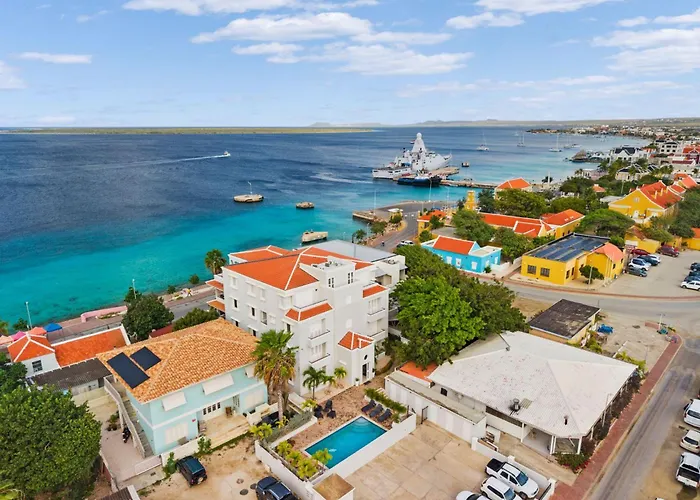 Luxury Seafront 4P Large Ground Floor Apartment