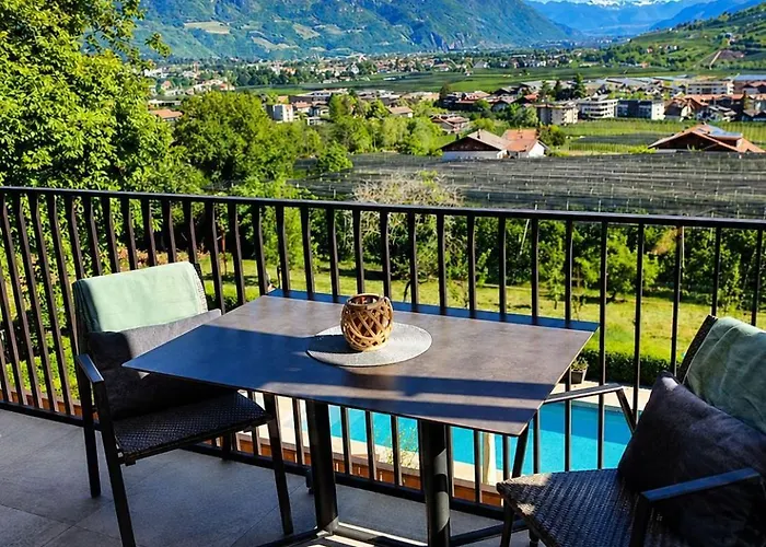 Vista Aurea Apartments