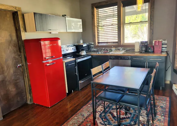 Downhill Lodge Condominium