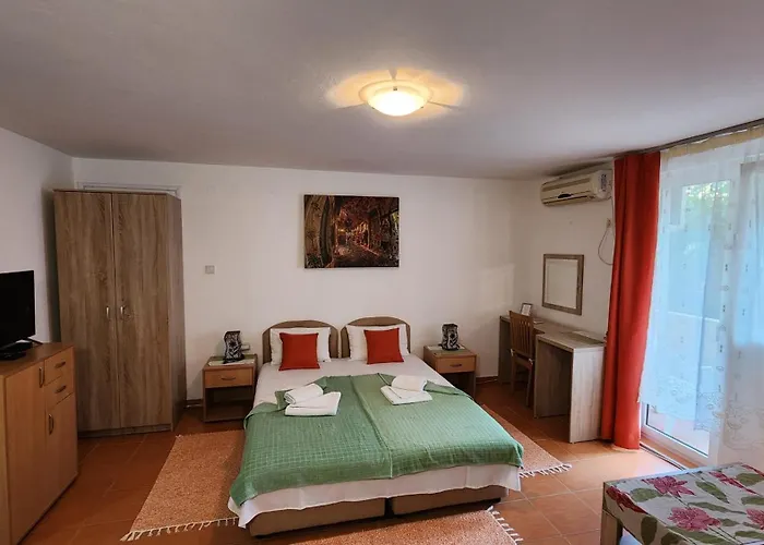 Guesthouse Tri Palme