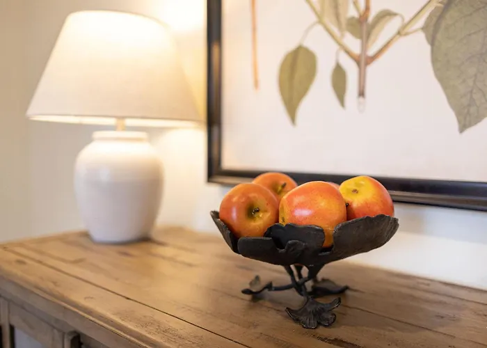 Kildahl House - Boutique Farmhouse Suite #4