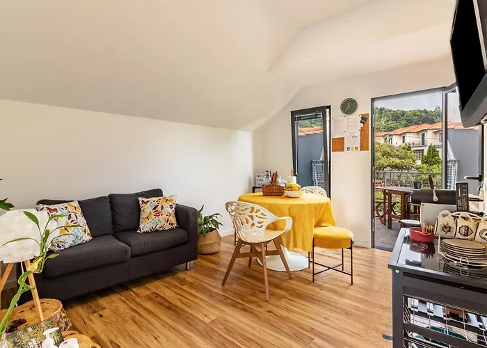 Cork House - Fernandes Cottage
