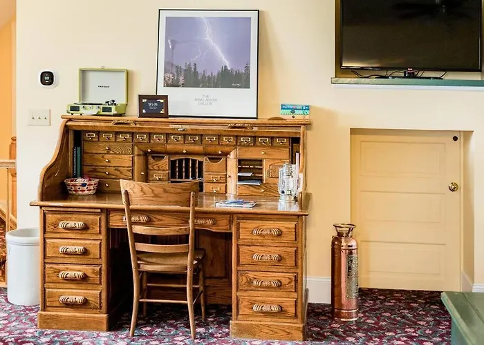 The Long Run - 2 Ca King Sized Beds+ - Sleeps 8-10