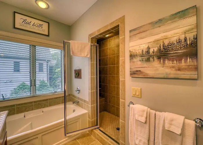 Sugar Mountain Condo, Sleep 4, Deck Mountain Views