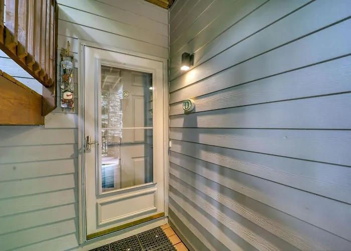 Sugar Mountain Condo, Sleep 4, Deck Mountain Views