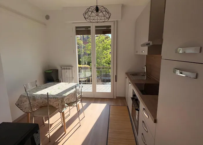 Eva 'S Flat With Large Sunny Balcony And Lagoon View