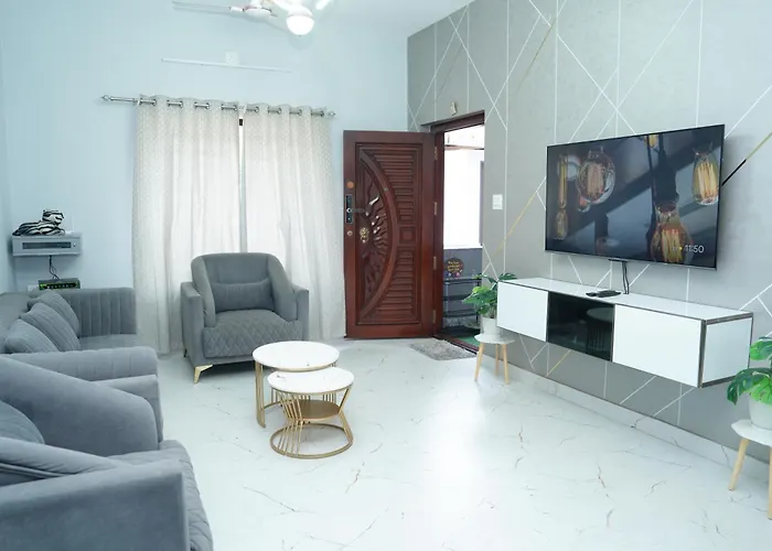 Sukruthi Service Apartment 3Bhk