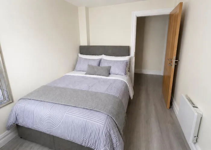 Unit 5 Stunning Oceanview Apartment