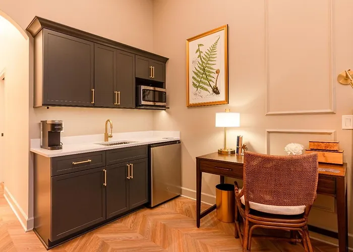 Sinclair Suites - Boutique Hotel West Dundee