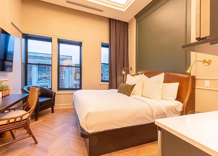 Sinclair Suites - Boutique Hotel West Dundee