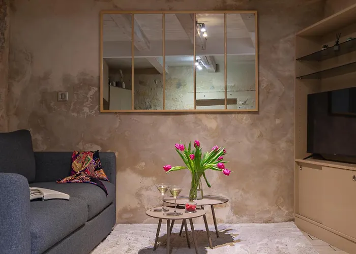 Le Discret - Un Voyage En Provence