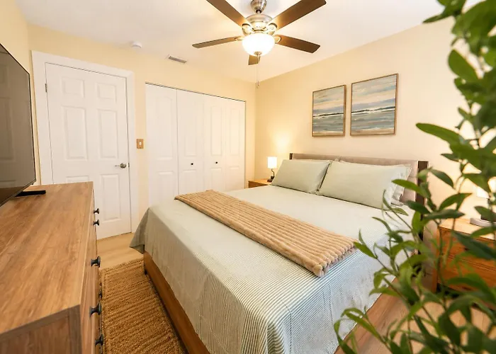 E&A Southwest Miami Cozy 2Br Apartment With Private Parking