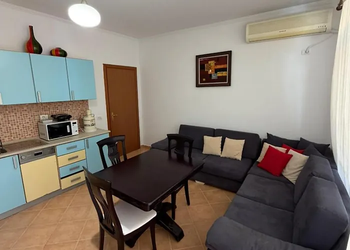 Golem Giardin Seaside Retreat