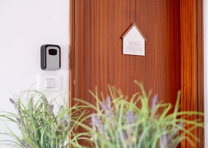 Villa Cristina - Air Conditioning, Garden, Private Parking & Premium Beds