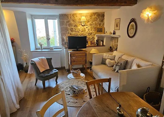 Appartement Cosy Dans Le Centre Historique De Vence