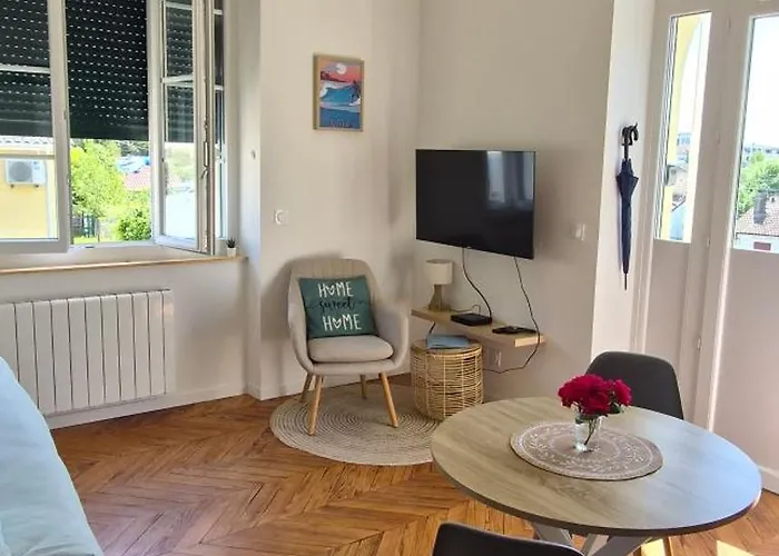 Chez Nous