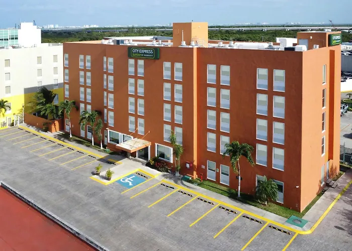 Hotel barato: City Express Junior By Marriott Cancun