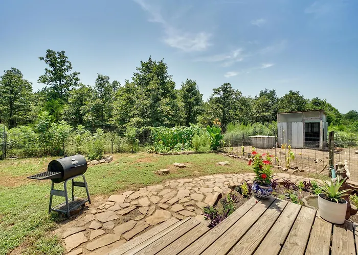 Charming Oklahoma Retreat W/ Grill - Pets Welcome!