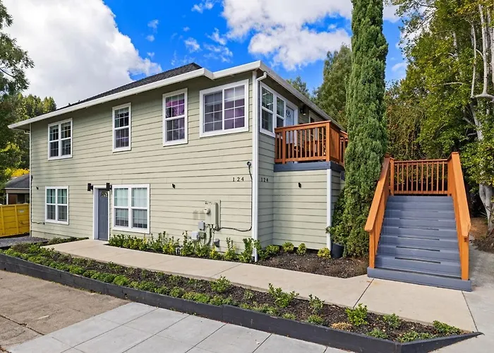 Modern Retreat In Heart Of Downtown Mill Valley