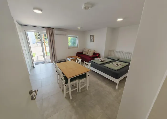 Apartments Pronavtik