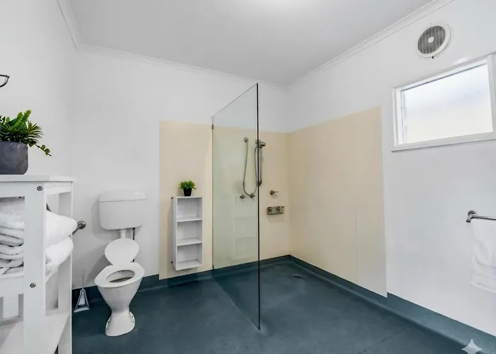 Mibnb Geelong Cbd Spacious Studio Apartments