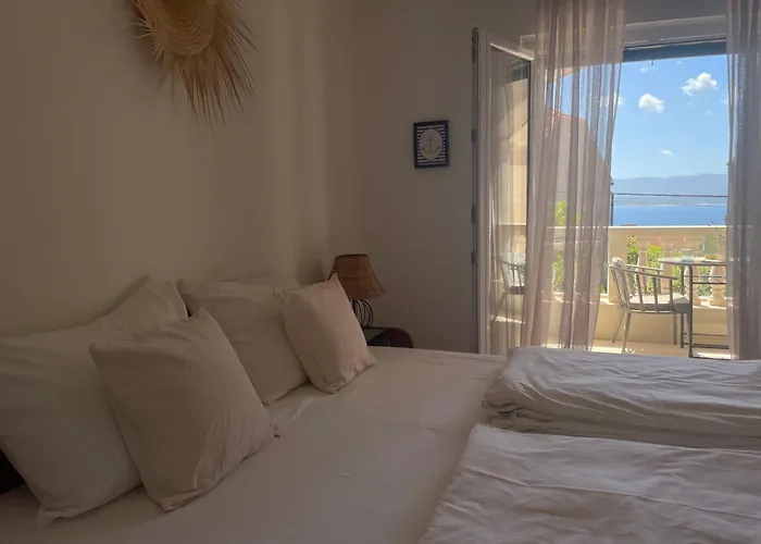 Villa Mira