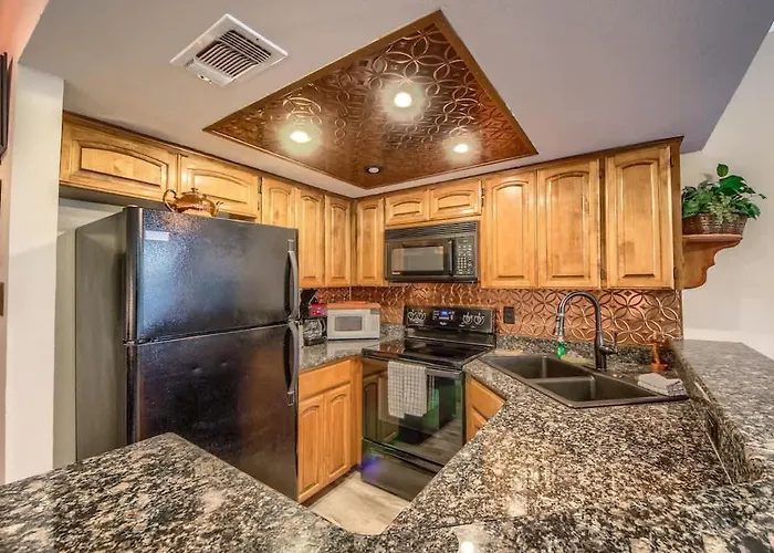 Ss B4 Riverside Condo