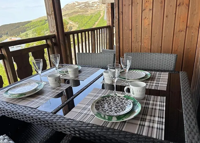 Lama-Gite-Des-Puys T3 Lamado Vue Epoustouflante Sud Avec Grande Terrasse
