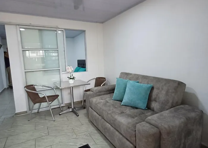 Aparta Estudio Condo