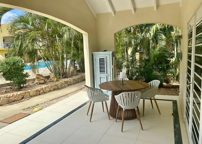Caracara D1 Relax & Dive Resort Bonaire Village