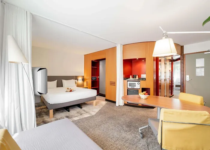 Novotel Suites Cannes Centre