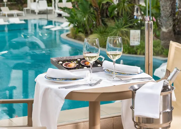 5 sterren hotel: Aqua Hotel Silhouette & Spa - Adults Only