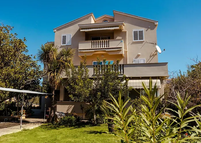 Apartmani Villa Elvira
