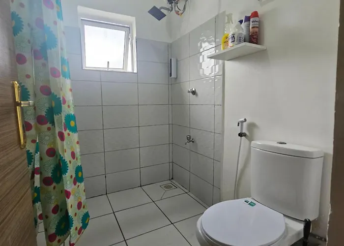 Cindy'S Ample Home